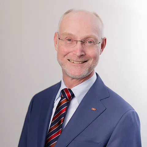 Portrait von Stefan Heimlich, Vorsitzender des Auto Club Europa