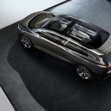 Der Audi Urbansphere Concept hat ein Panoramadach.