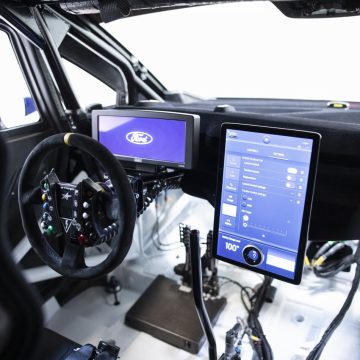 Cockpit des Ford Pro Electric Supervan.