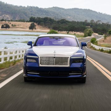 Rolls-Royce Spectre in der Frontansicht