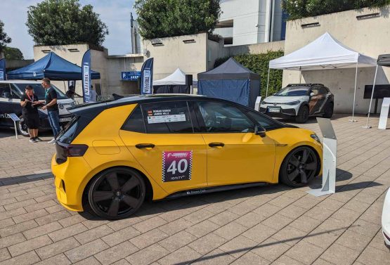 Ein gelber VW ID.3 beim Treffen des ID. Drivers Club in Locarno