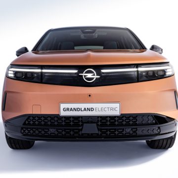 Opel Grandland Electric in der Frontansicht